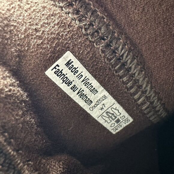 Crocs Leigh Wedge Chelsea Boots Brown Suede Leather Ankle Booties Women 7 US - Picture 7 of 16